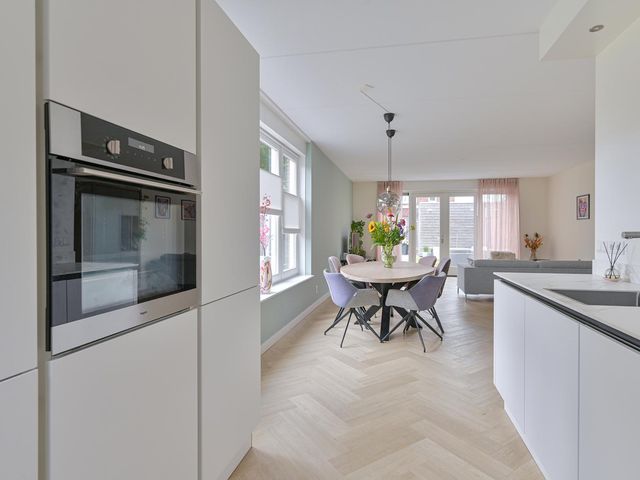 Menso Altinghof 1, Hoogeveen