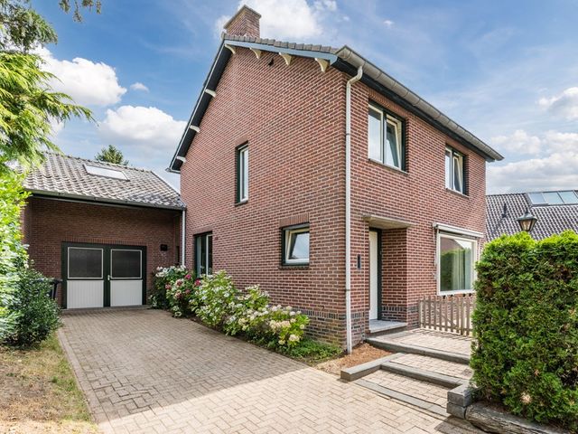 Swaantjesweg 2A, Echt