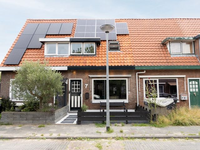 Dijkstraat 7, Den Oever