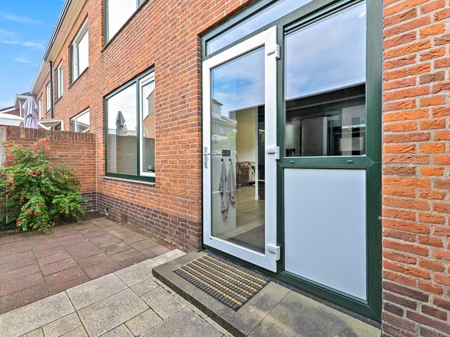 Slot de Houvelaan 48, Maasland