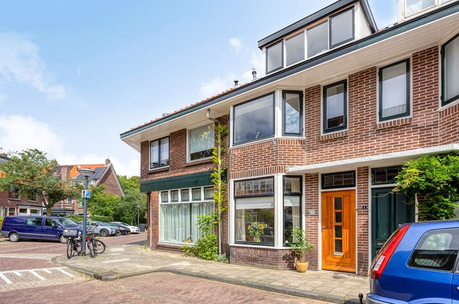 Van der Hoevenstraat 2