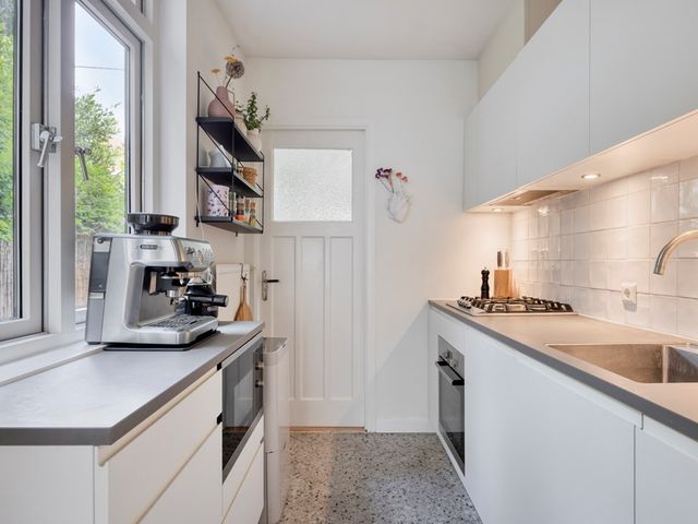 Van der Hoevenstraat 2, Leiden