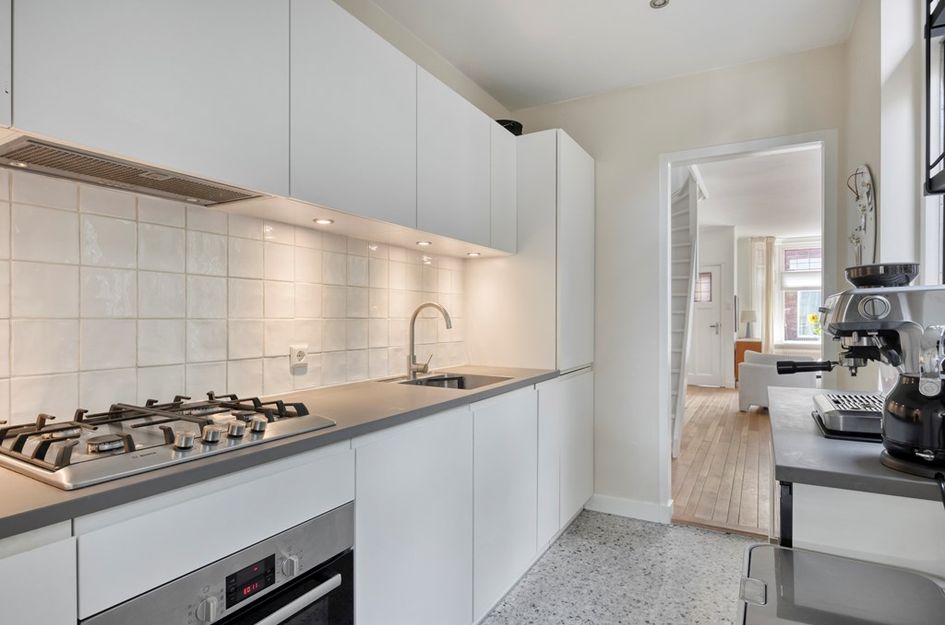Van der Hoevenstraat 2