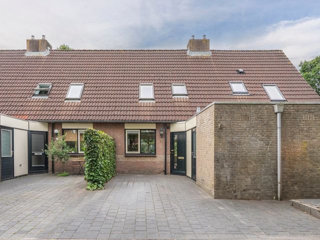 Kaarnheugte 21, Assen