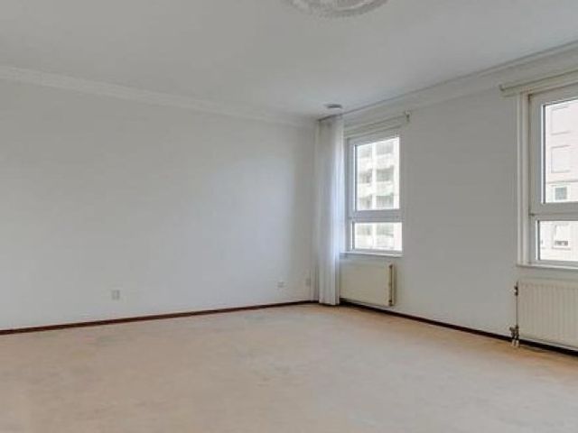 Gevers Deynootweg , Den Haag