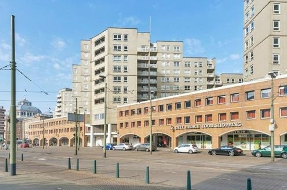 Gevers Deynootweg 