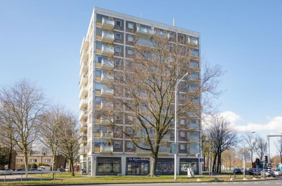 Prins Bernhardplein 