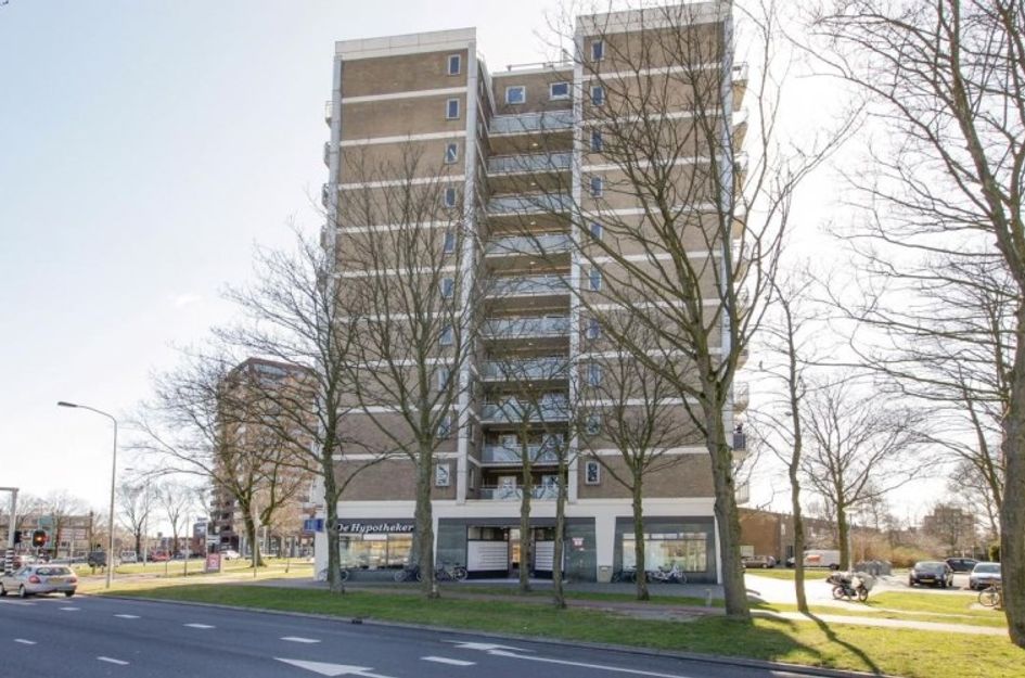Prins Bernhardplein 