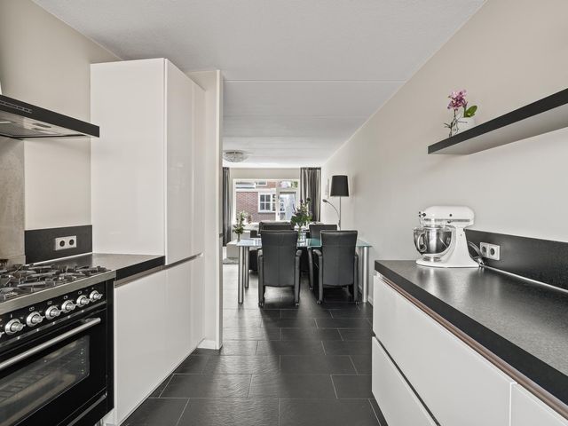 Van Hulststraat 43, Barendrecht