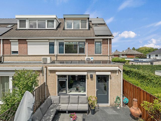 Van Hulststraat 43, Barendrecht