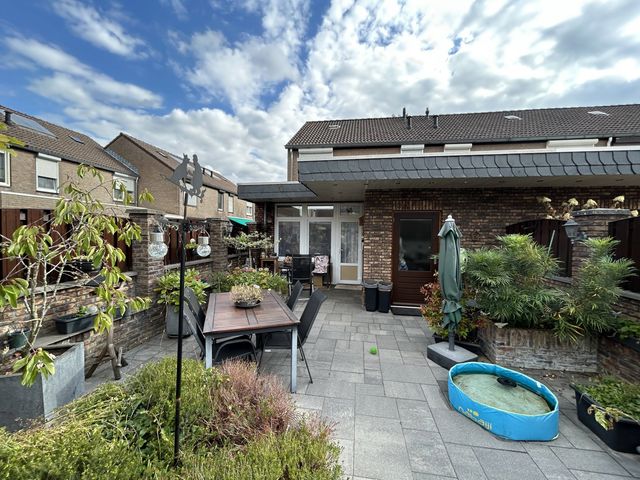 Houwer 18, Landgraaf