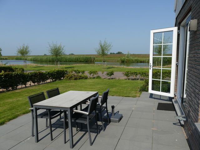 Zeedijk 2 555, Uitdam