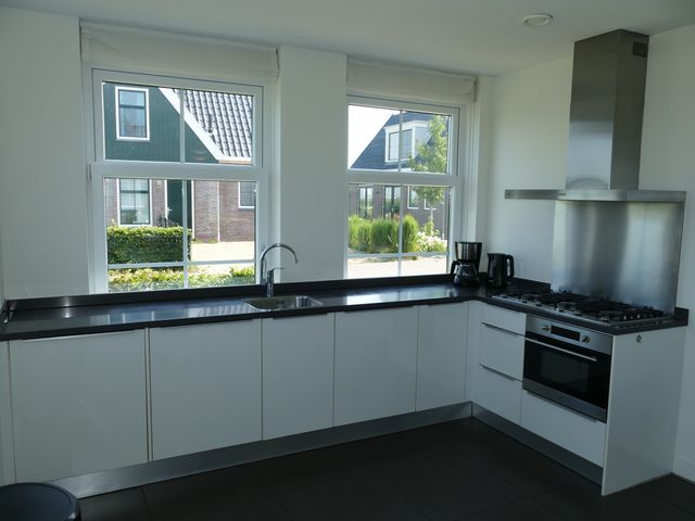 Zeedijk 2 555, Uitdam