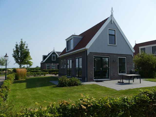 Zeedijk 2 555, Uitdam