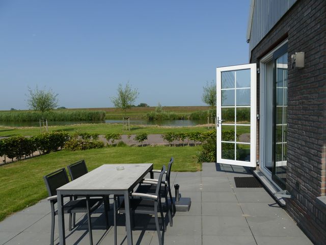 Zeedijk 2 555, Uitdam