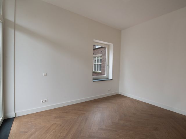 Bachmanstraat 1C, Den Haag