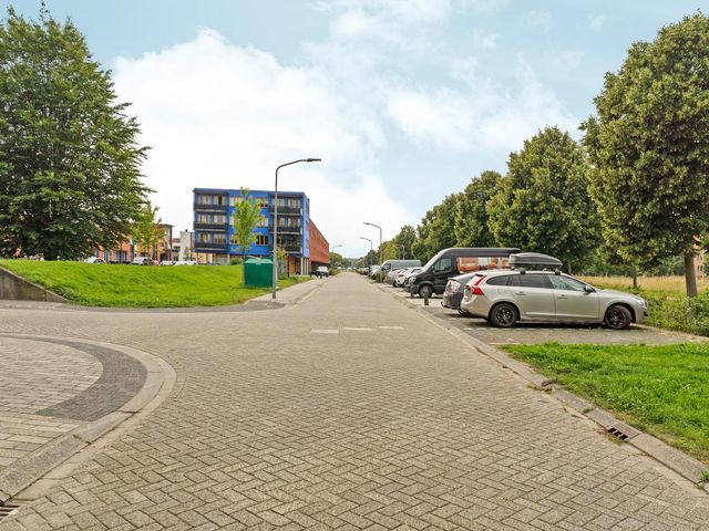 Scharlakenstraat 37, Almere