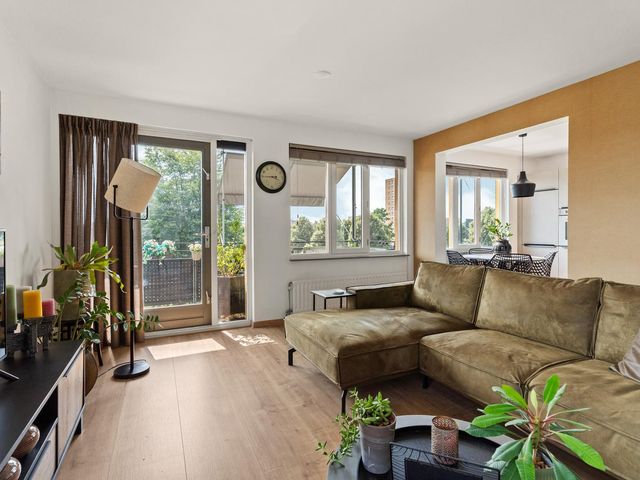 Scharlakenstraat 37, Almere