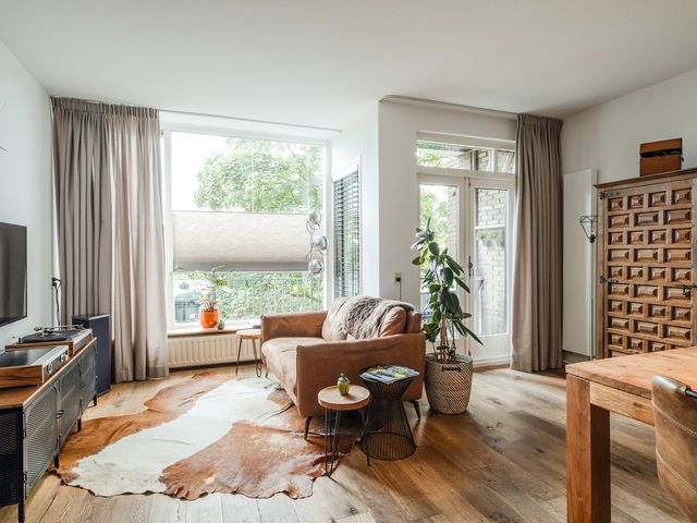 Oldenzaalsestraat 244, Enschede