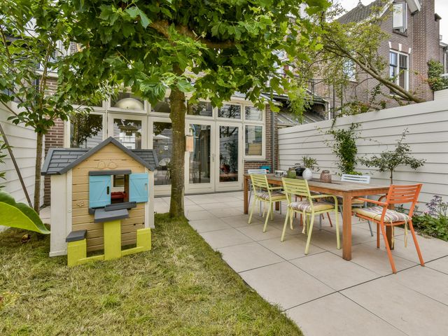 Eerste Emmastraat 12, Haarlem
