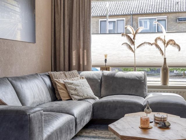 Grimberglaan 21, Almelo