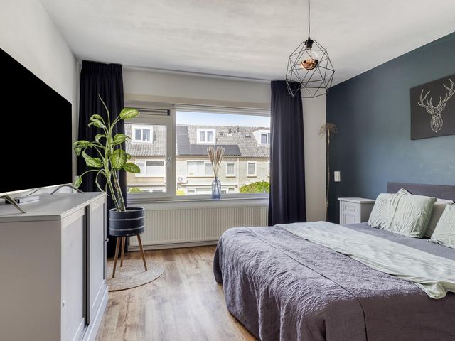 Grimberglaan 21, Almelo