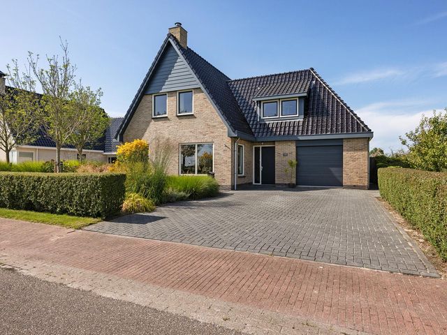 Hoofdweg 112, Burdaard