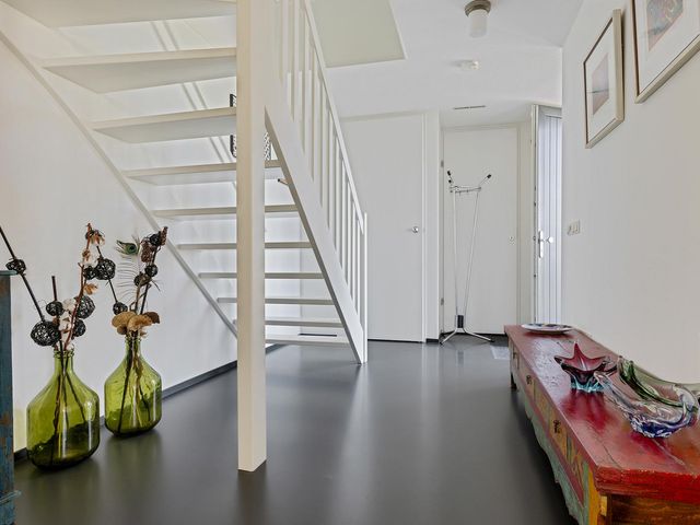 Hoofdweg 112, Burdaard