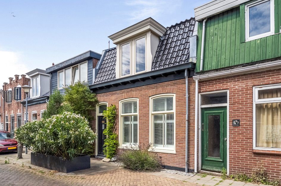 Emmastraat 91