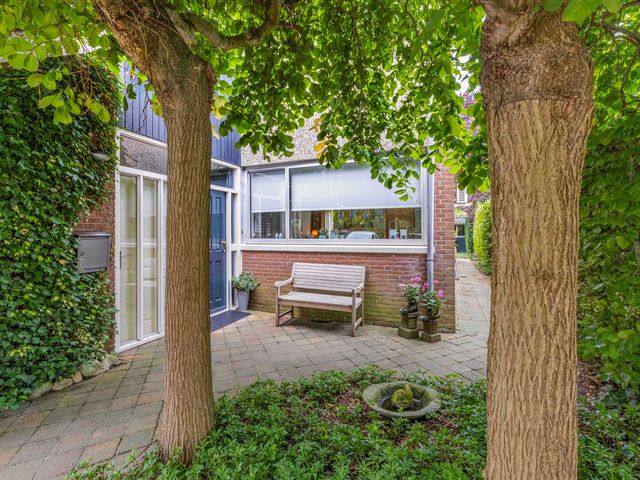 Oude Vlie 98, Emmeloord