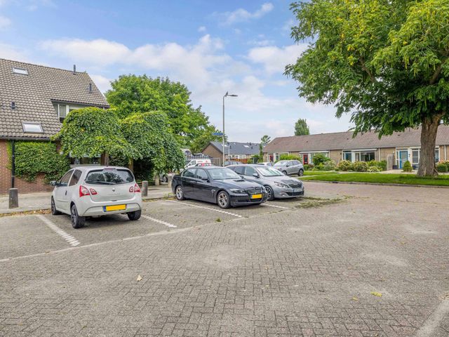 Oude Vlie 98, Emmeloord