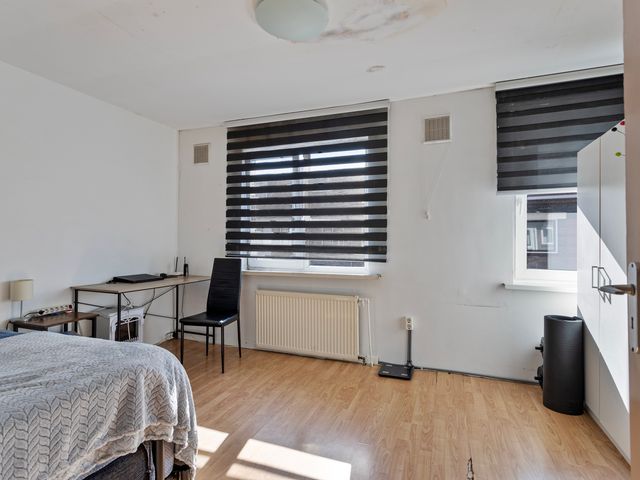 De Ruyterstraat 80, IJmuiden