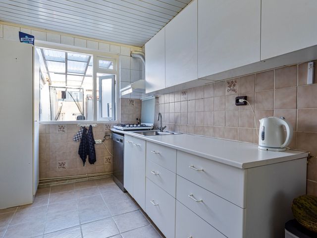 De Ruyterstraat 80, IJmuiden