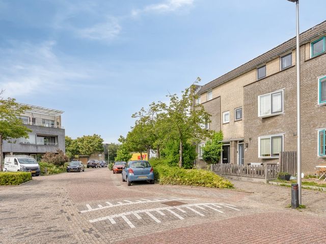 Burgerhof 36, Leiderdorp