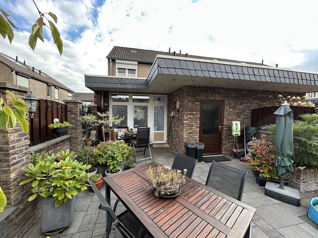 Houwer 18, Landgraaf