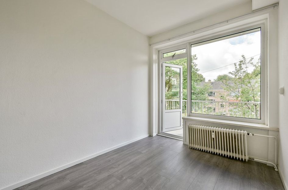 Zuid-Hollandstraat 104 3