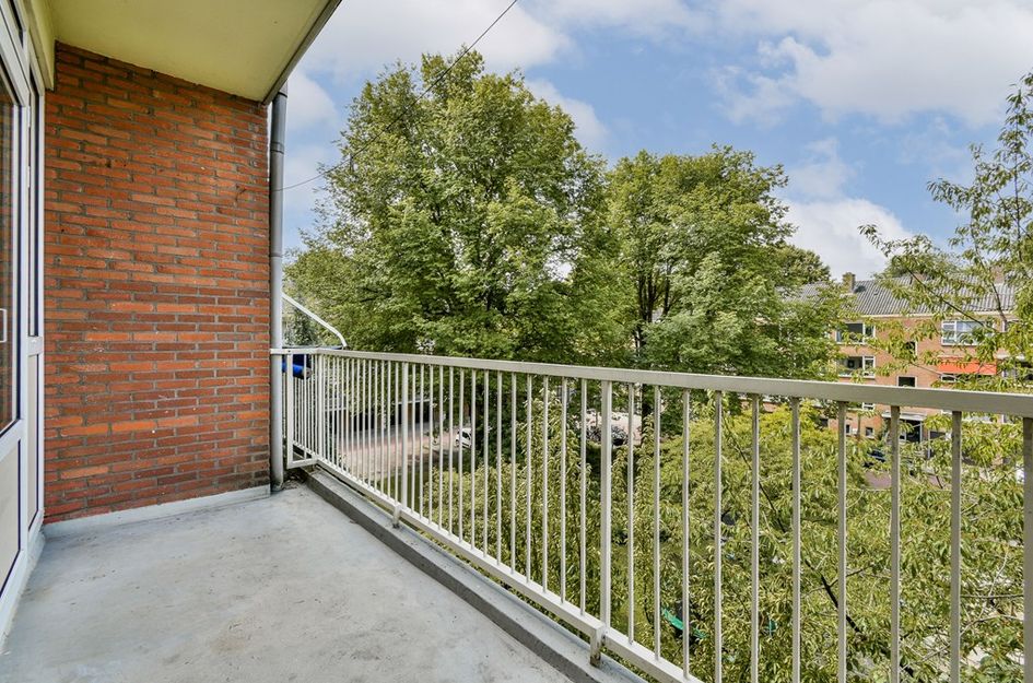 Zuid-Hollandstraat 104 3