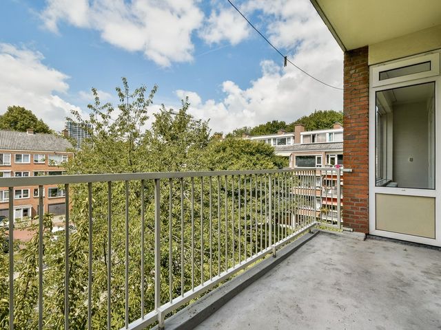Zuid-Hollandstraat 104 3, Amsterdam