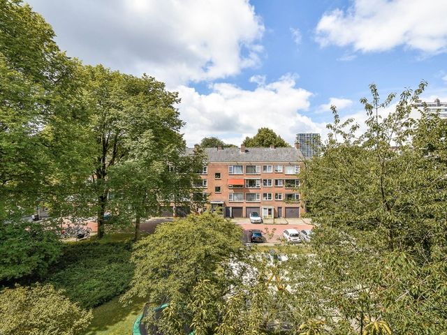 Zuid-Hollandstraat 104 3, Amsterdam