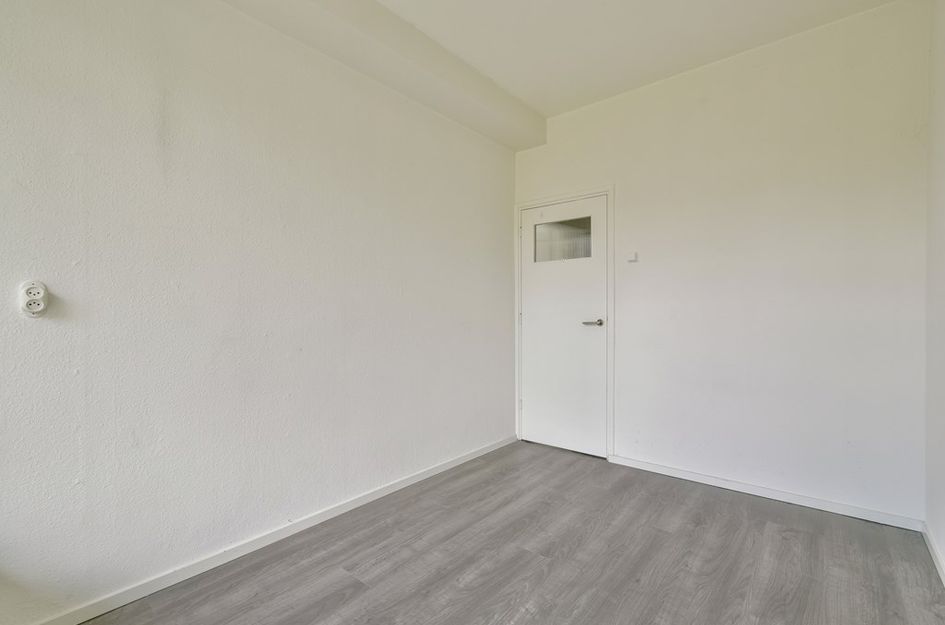 Zuid-Hollandstraat 104 3