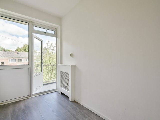 Zuid-Hollandstraat 104 3, Amsterdam