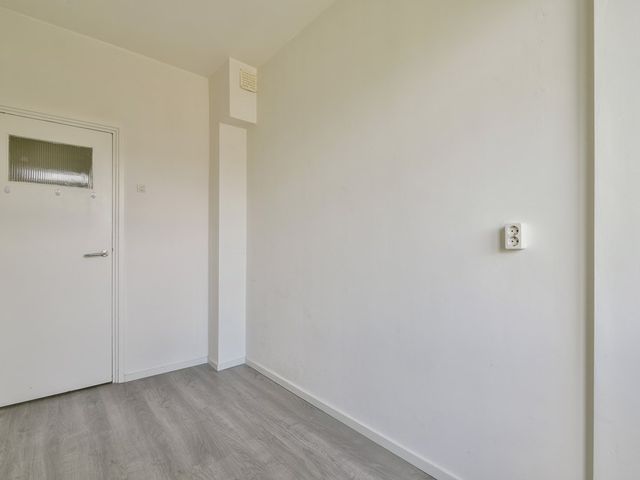 Zuid-Hollandstraat 104 3, Amsterdam