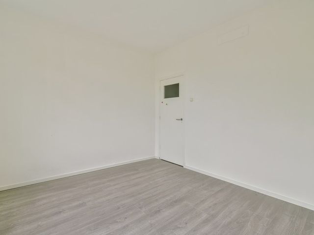 Zuid-Hollandstraat 104 3, Amsterdam