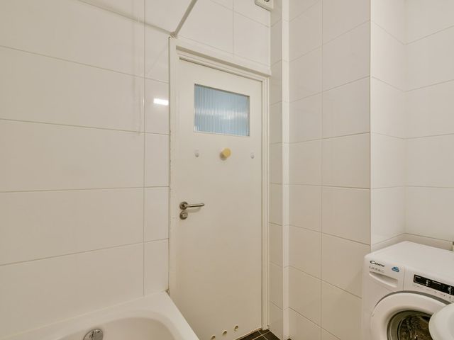 Zuid-Hollandstraat 104 3, Amsterdam