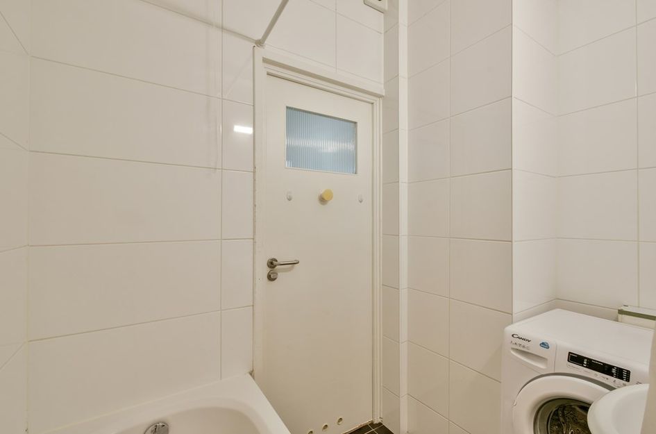 Zuid-Hollandstraat 104 3