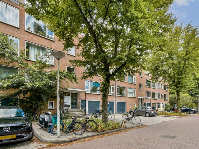 Zuid-Hollandstraat 104 3, Amsterdam