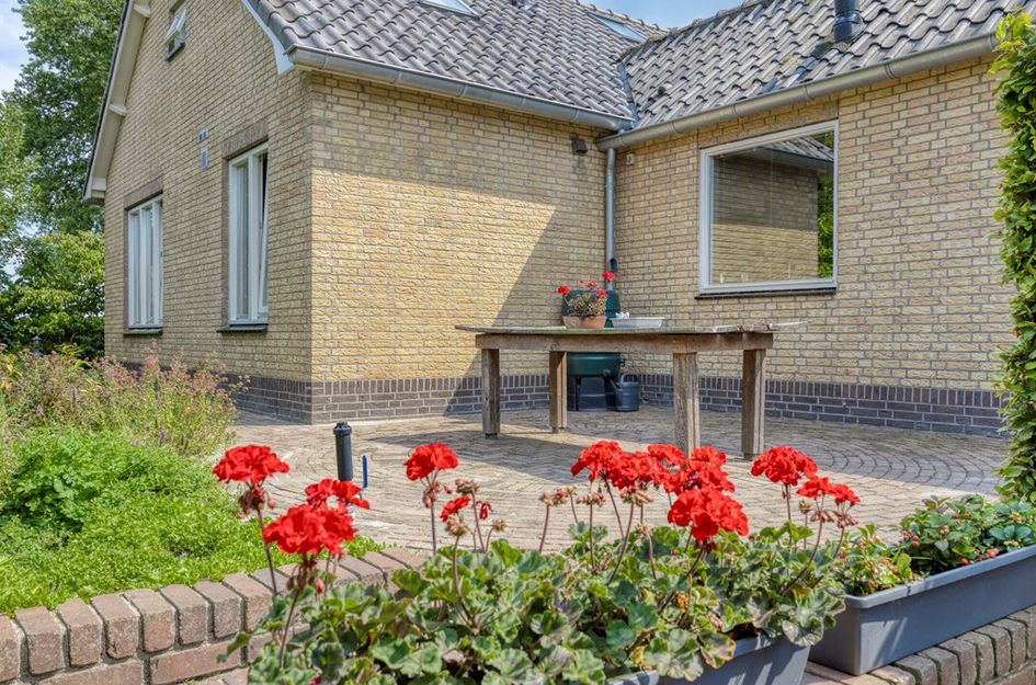 Moerseweg 4