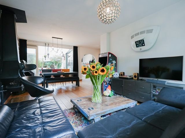 Woenselsestraat 303, Eindhoven