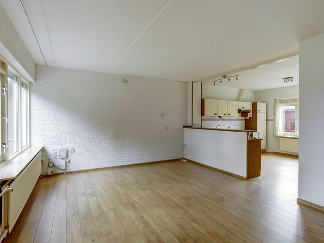 Elzenlaan 18, Emmer-Compascuum
