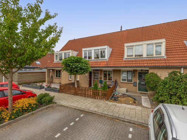 Korenakker 63, Waddinxveen